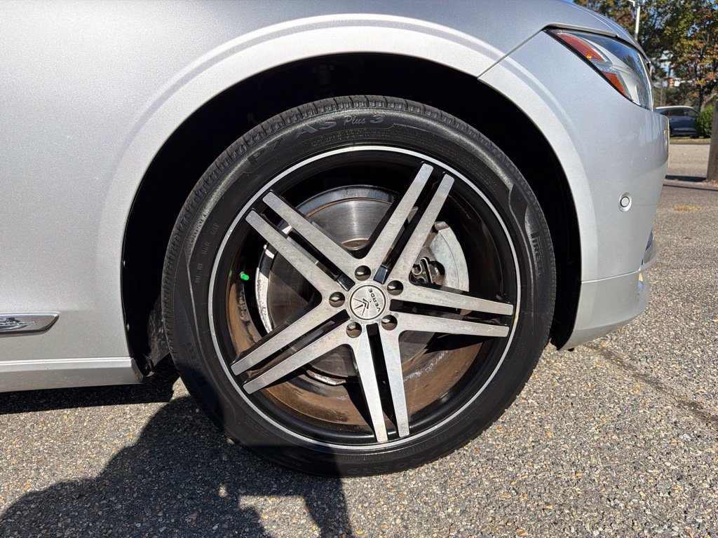 Used 2018 Volvo S90 T6 Inscription w/ Convenience Package AWD/4WD image 23