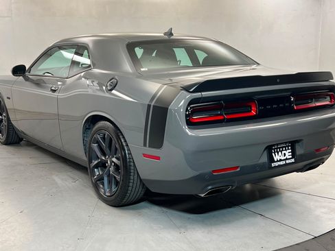 Used 2023 Dodge Challenger R/T w/ Blacktop Package RWD image 3