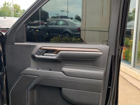 Used 2024 GMC Sierra 1500 Elevation AWD/4WD image 30