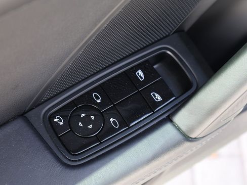 Used 2020 Porsche 911 Carrera w/ Sport Chrono Package RWD image 10