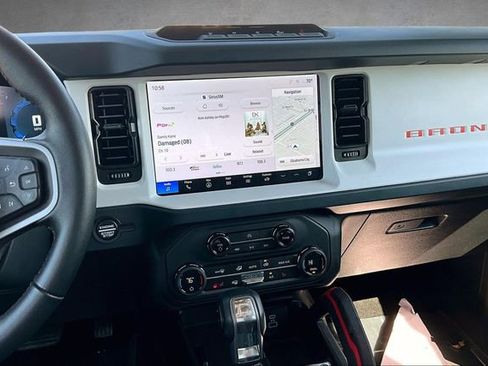 Certified 2025 Ford Bronco Heritage Edition AWD/4WD image 6