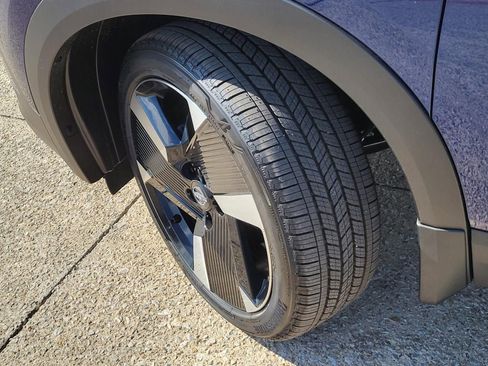 New 2026 Nissan Kicks SR w/ SR Premium Package image 11