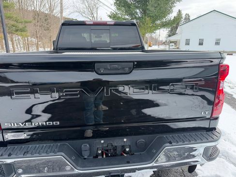 Used 2020 Chevrolet Silverado 2500 LT w/ All Star Edition image 17
