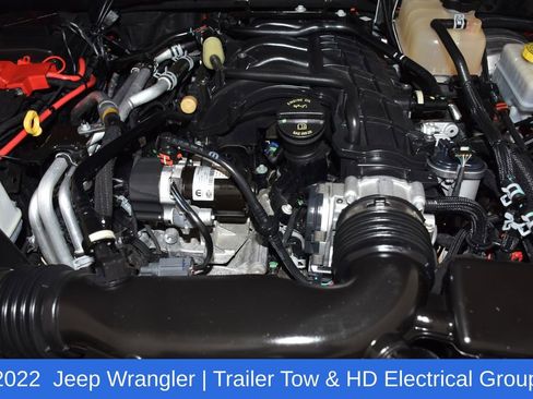 Used 2022 Jeep Wrangler Unlimited Sahara w/ Cold Weather Group image 7