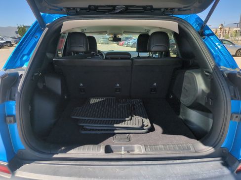 Used 2020 Jeep Cherokee Latitude Plus AWD/4WD image 29
