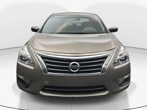 Used 2015 Nissan Altima 2.5 S w/ Special Edition Package image 3
