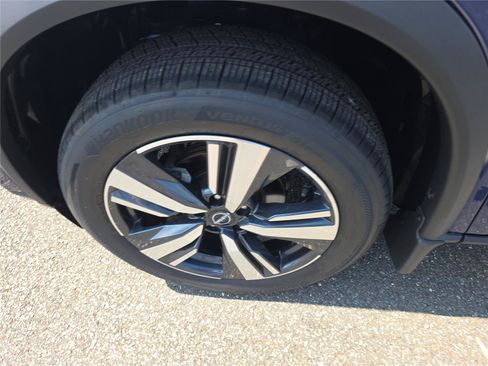 Used 2022 Nissan Rogue SL w/ SL Premium Package FWD image 22