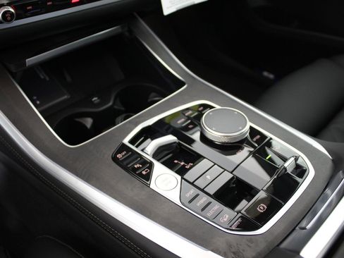 New 2026 BMW X5 xDrive50e image 24