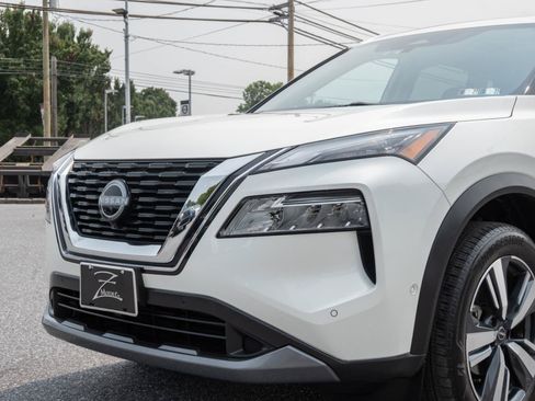 Used 2023 Nissan Rogue SL w/ SL Premium Package AWD/4WD image 6