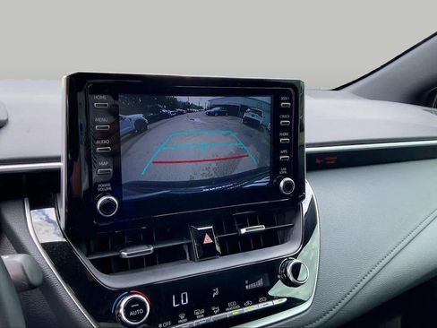 Used 2020 Toyota Corolla SE FWD image 27