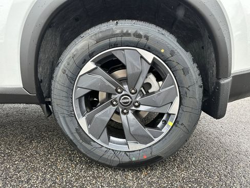 New 2026 Nissan Rogue SV w/ SV Premium Package image 20