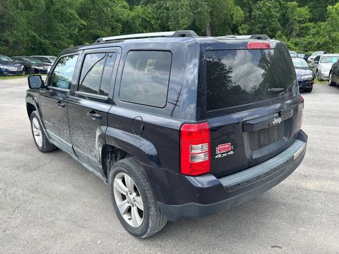 Used 2011 Jeep Patriot Latitude w/ Sun/Sound Group image 12
