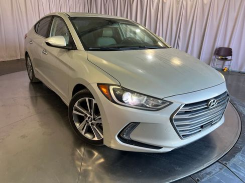 Used 2017 Hyundai Elantra Limited w/ Limited Ultimate Package 05 FWD image 3