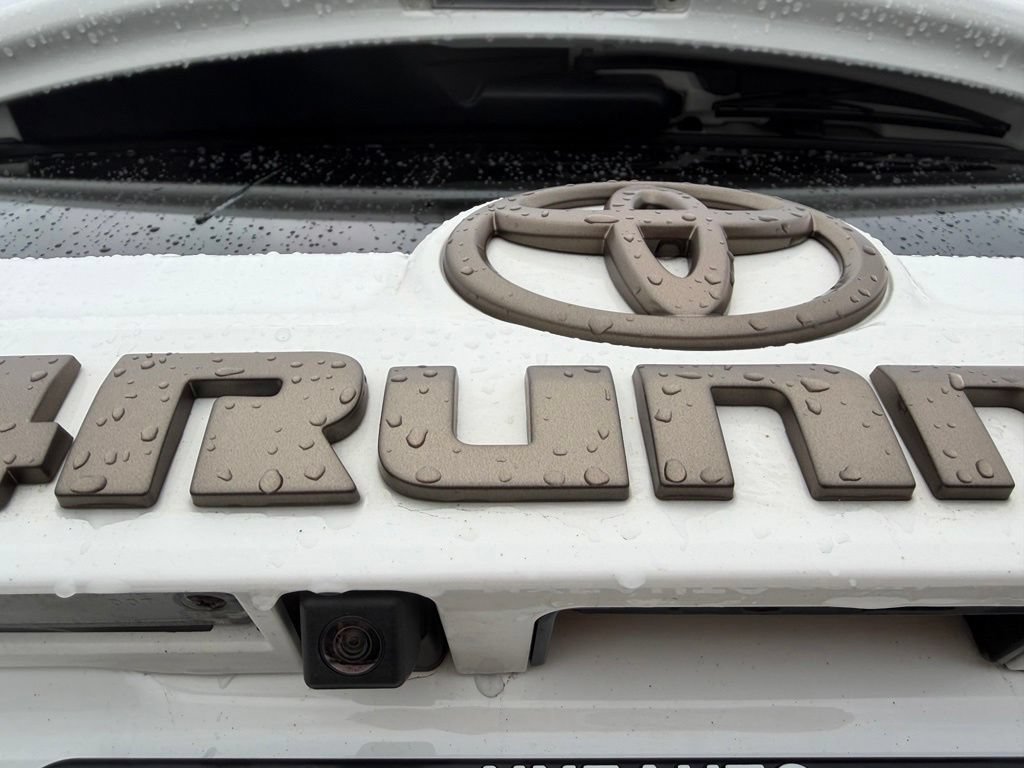 Used 2023 Toyota 4Runner 40th Anniversary SE AWD/4WD image 58