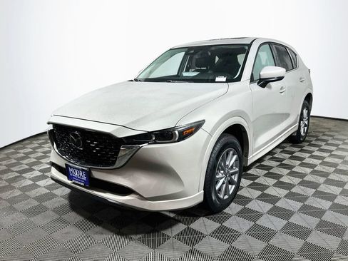 Used 2025 MAZDA CX-5 AWD 2.5 S w/ Preferred Package image 3