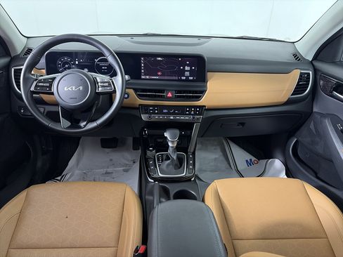 Used 2024 Kia Seltos EX image 36