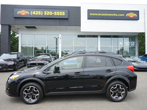 Used 2014 Subaru Crosstrek 2.0i Premium AWD/4WD image 2