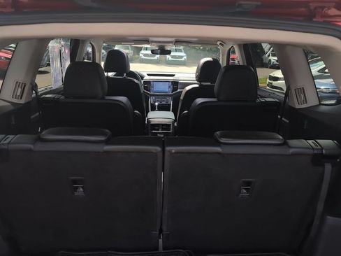 Used 2019 Volkswagen Atlas SEL R-Line AWD/4WD image 12