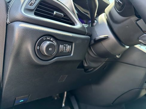 New 2026 Chrysler Pacifica Select w/ S Appearance Package FWD image 14