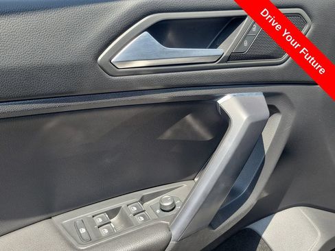 Used 2021 Volkswagen Tiguan SE R-Line AWD/4WD image 16