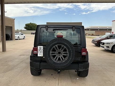 Used 2014 Jeep Wrangler Sport AWD/4WD image 6