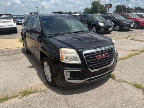 Used 2017 GMC Terrain SLE w/ Convenience Package FWD image 8
