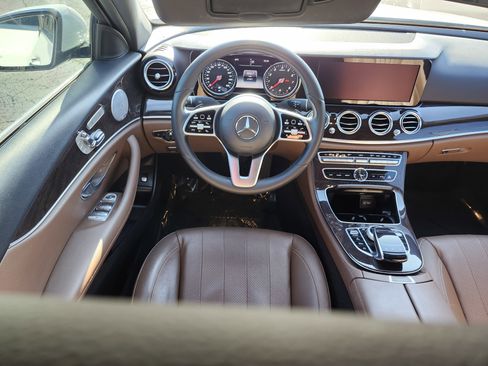 Used 2019 Mercedes-Benz E 300 image 28