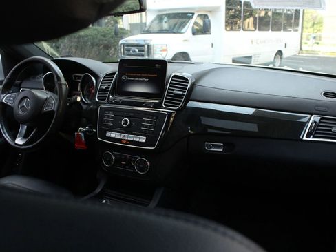 Used 2019 Mercedes-Benz GLS 450 4MATIC w/ Premium 1 Package image 28