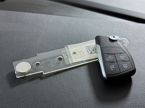 Used 2024 GMC Sierra 2500 AT4 w/ AT4 Premium Plus Package image 33