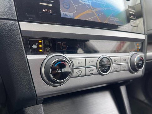 Used 2015 Subaru Legacy 3.6R Limited image 29