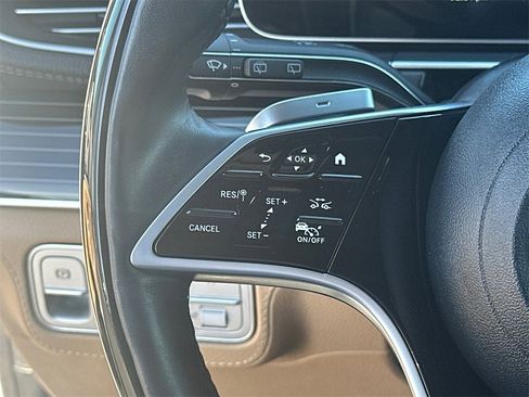 Certified 2024 Mercedes-Benz GLS 450 4MATIC image 27