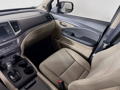 Used 2017 Honda Ridgeline RTS image 23