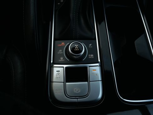 Used 2023 Kia Telluride EX X-Line image 33