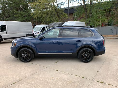 Used 2023 Kia Telluride SX X-Pro AWD/4WD image 2