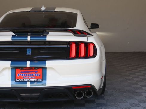 Used 2020 Ford Mustang Shelby GT350 w/ Technology Package RWD image 12