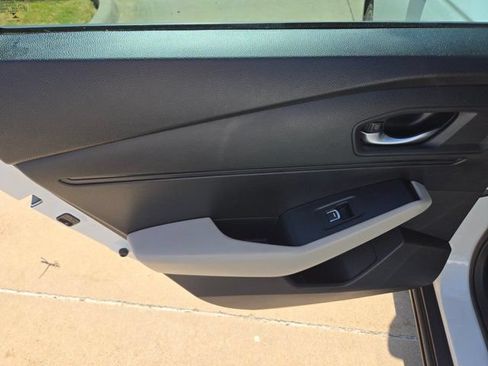 Used 2024 Honda Accord EX image 12