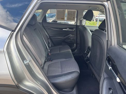 Used 2025 Kia Seltos S image 24