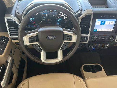 Used 2019 Ford F150 Lariat AWD/4WD image 14
