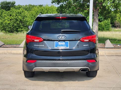 Used 2016 Hyundai Santa Fe Sport w/ Option Group 02 FWD image 6