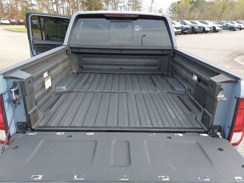 Used 2023 Honda Ridgeline RTL-E image 13