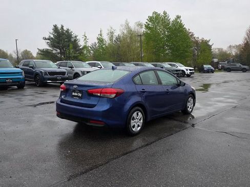 Used 2018 Kia Forte LX w/ LX Popular Package FWD image 8