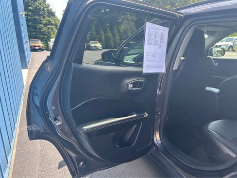 Used 2019 Jeep Compass Latitude w/ Popular Equipment Group image 34