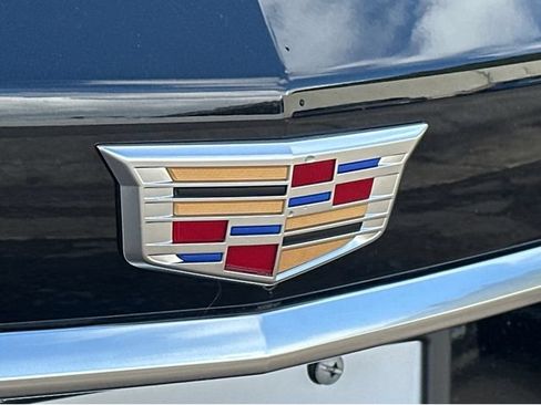 New 2026 Cadillac XT5 Luxury w/ LPO, Floor Liner Package FWD image 15