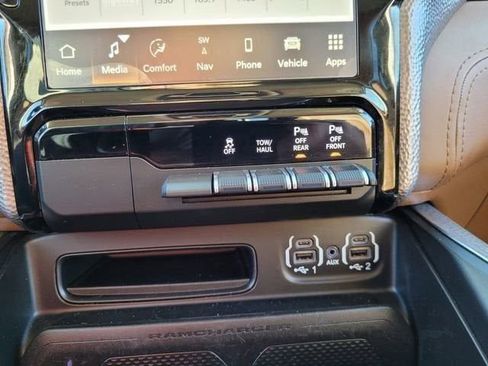Used 2023 RAM 1500 Limited AWD/4WD image 32
