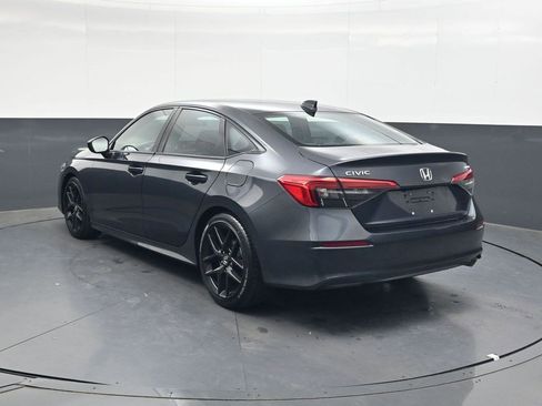 Used 2024 Honda Civic Sport image 6