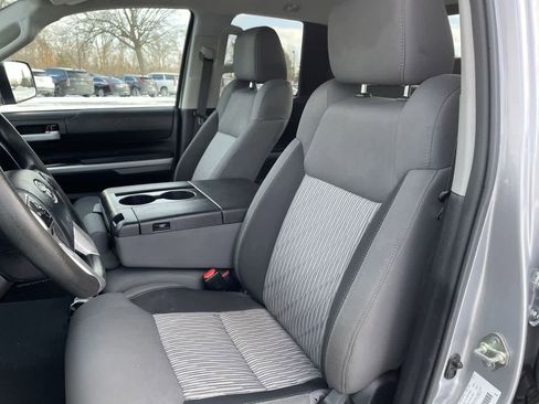 Used 2016 Toyota Tundra SR5 image 12