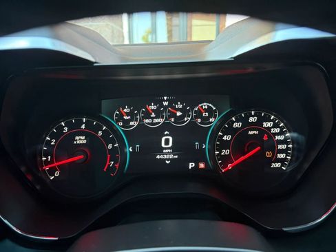 Used 2016 Chevrolet Camaro SS RWD image 50