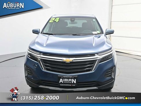 Used 2024 Chevrolet Equinox LT AWD/4WD image 2