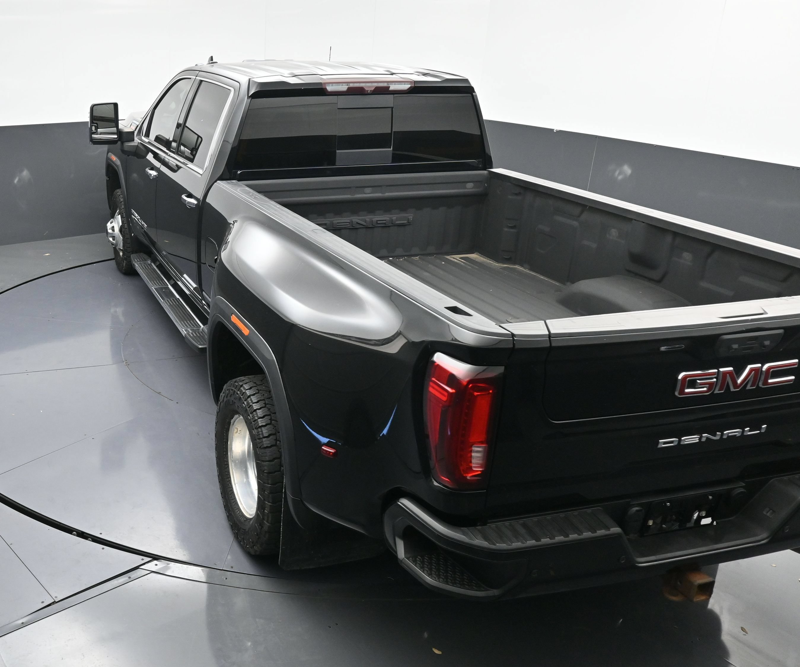 Used 2021 GMC Sierra 3500 Denali AWD/4WD image 38