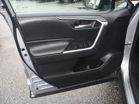 Certified 2023 Toyota RAV4 XLE image 9